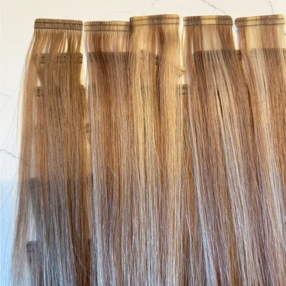 Donna Bella 16” Extensions (50 indiv. pieces) - Picture 2 of 6